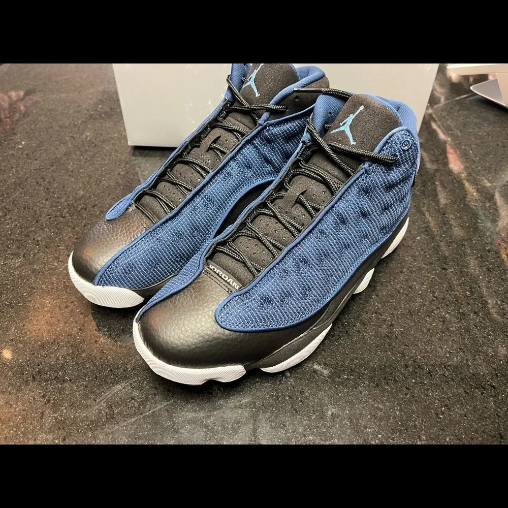 Sz 8  Air Jordan 13 Retro 